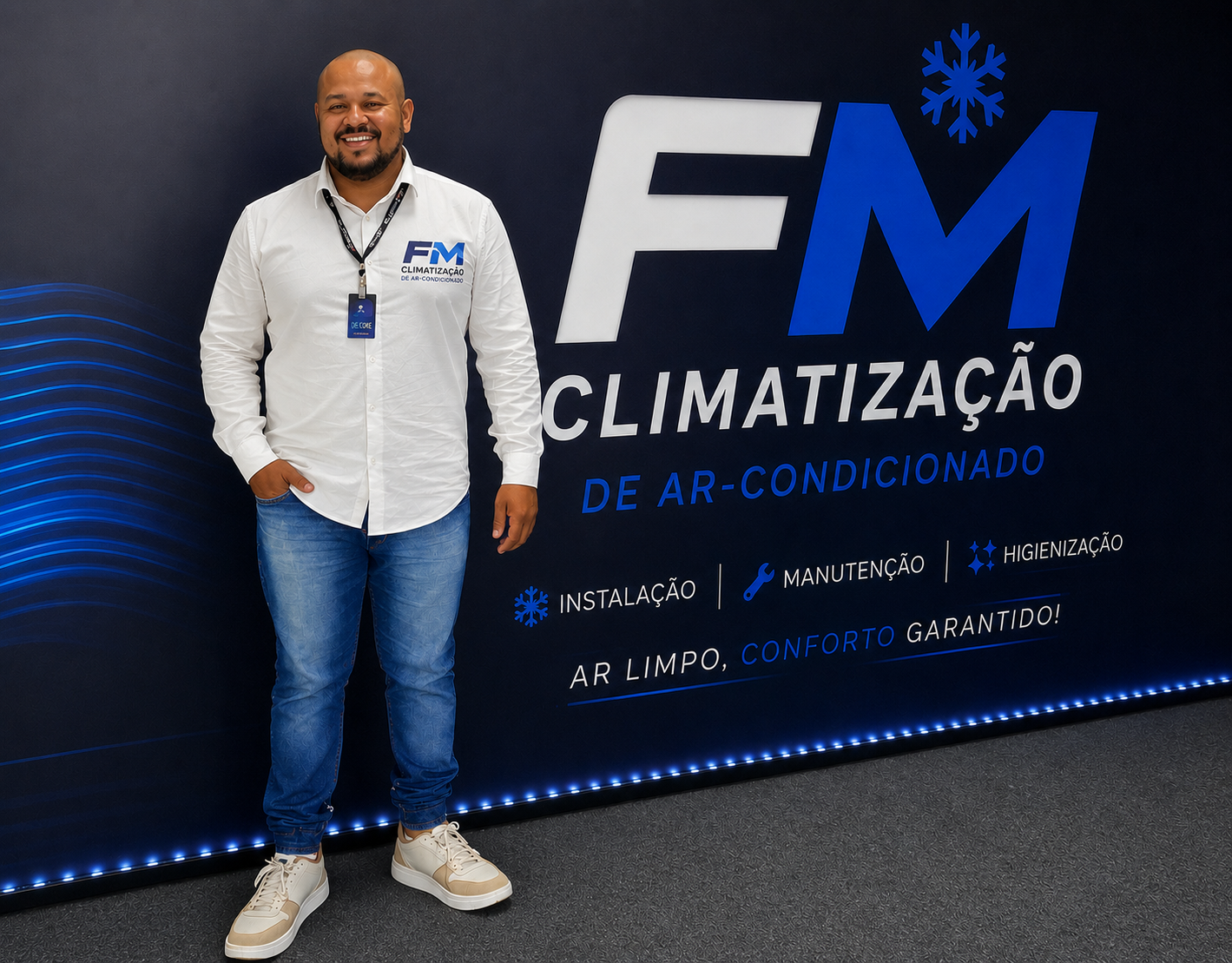 Profissional da FM Higienização & Climatização